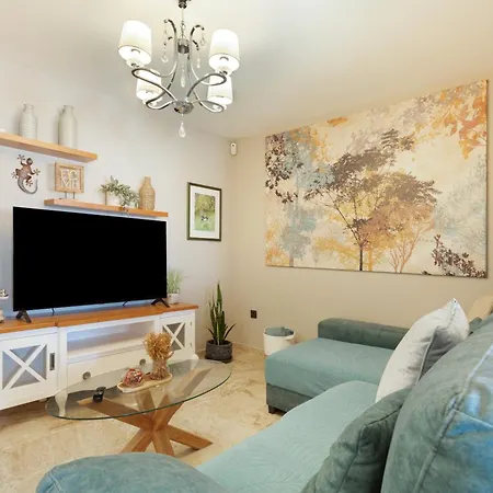 Semesterbostad Casa Kentia *