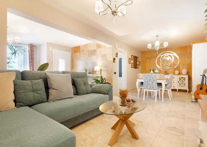 Casa Kentia بيت للعطل كاليتا ذي فوستي